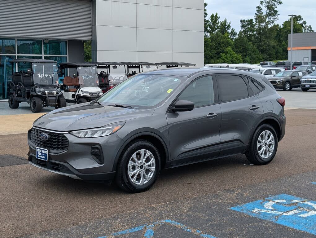 2025 FORD Escape