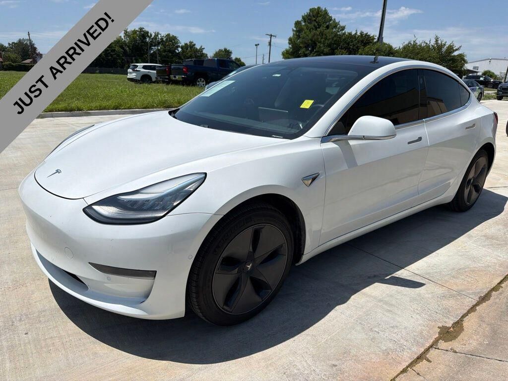 2020 TESLA Model 3