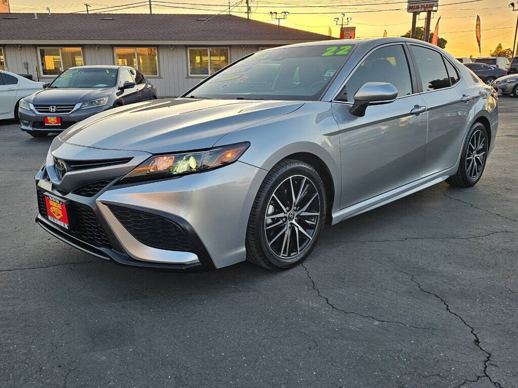 2022 TOYOTA Camry