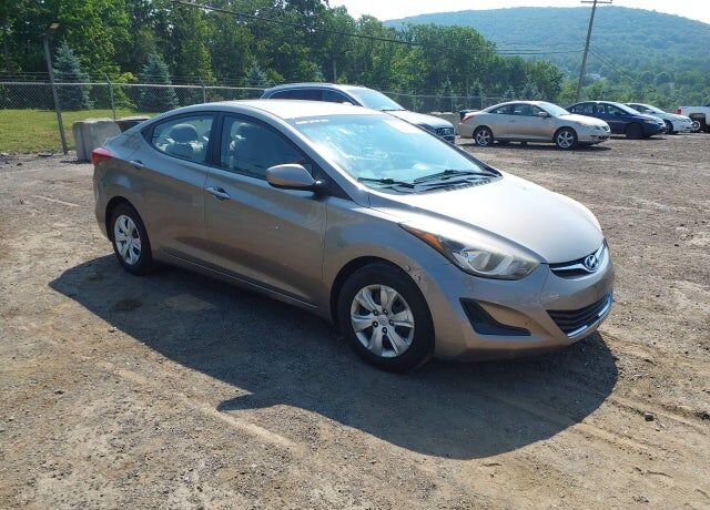 2016 HYUNDAI Elantra
