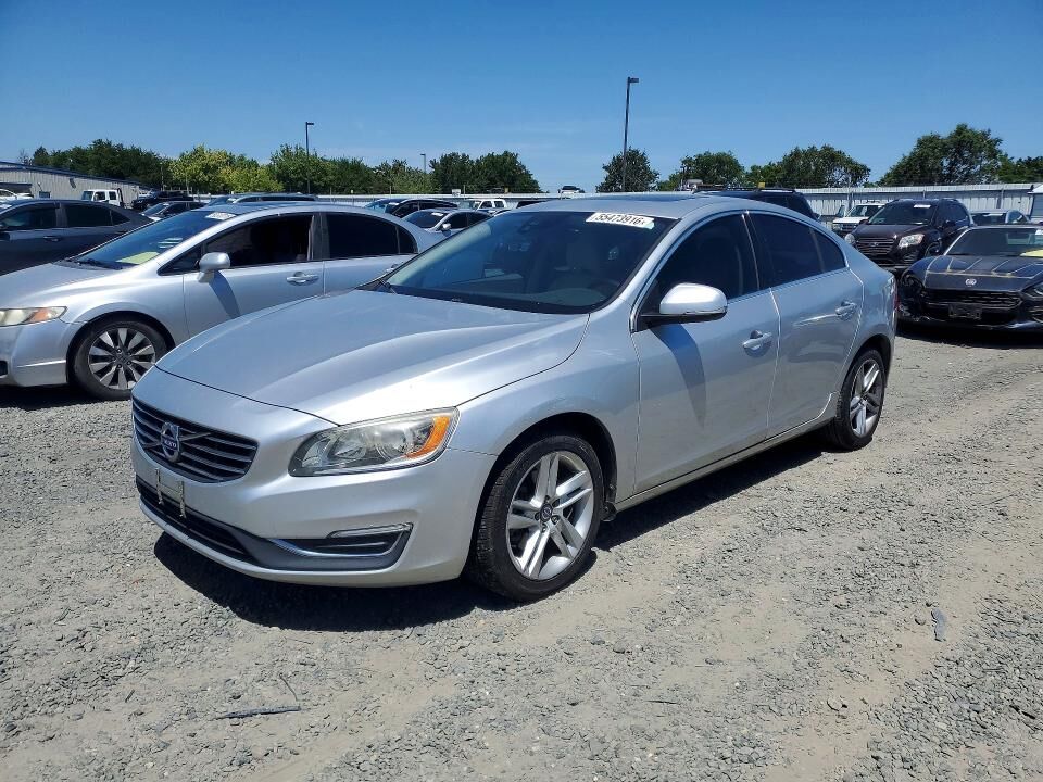 2015 VOLVO S60