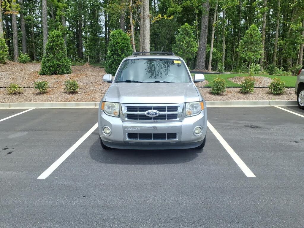 2011 FORD Escape