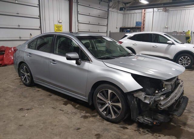 2015 SUBARU Legacy
