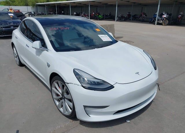 2019 TESLA Model 3