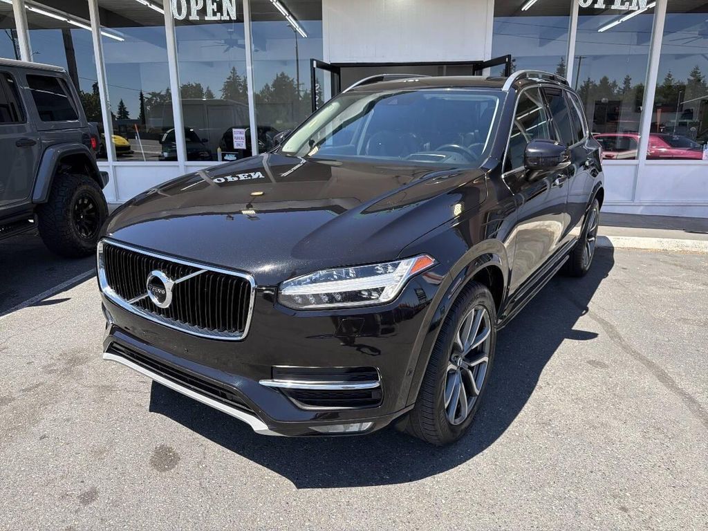 2019 VOLVO XC90