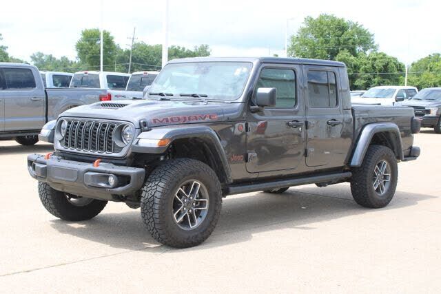 2025 JEEP Gladiator