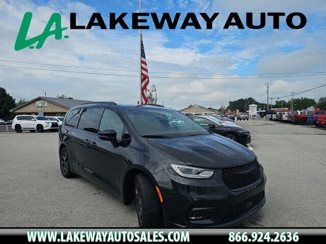 2024 CHRYSLER Pacifica