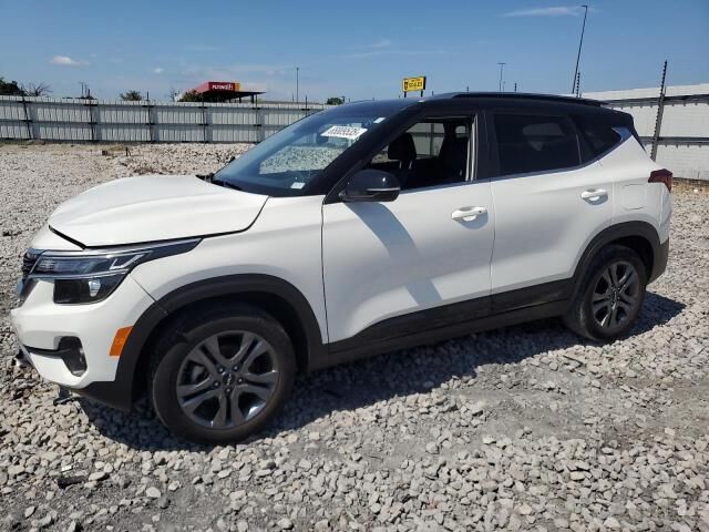 2023 KIA Seltos