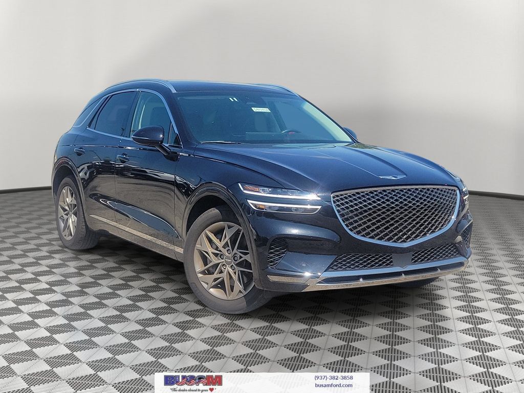 2025 GENESIS GV70