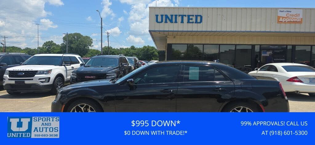 2017 CHRYSLER 300
