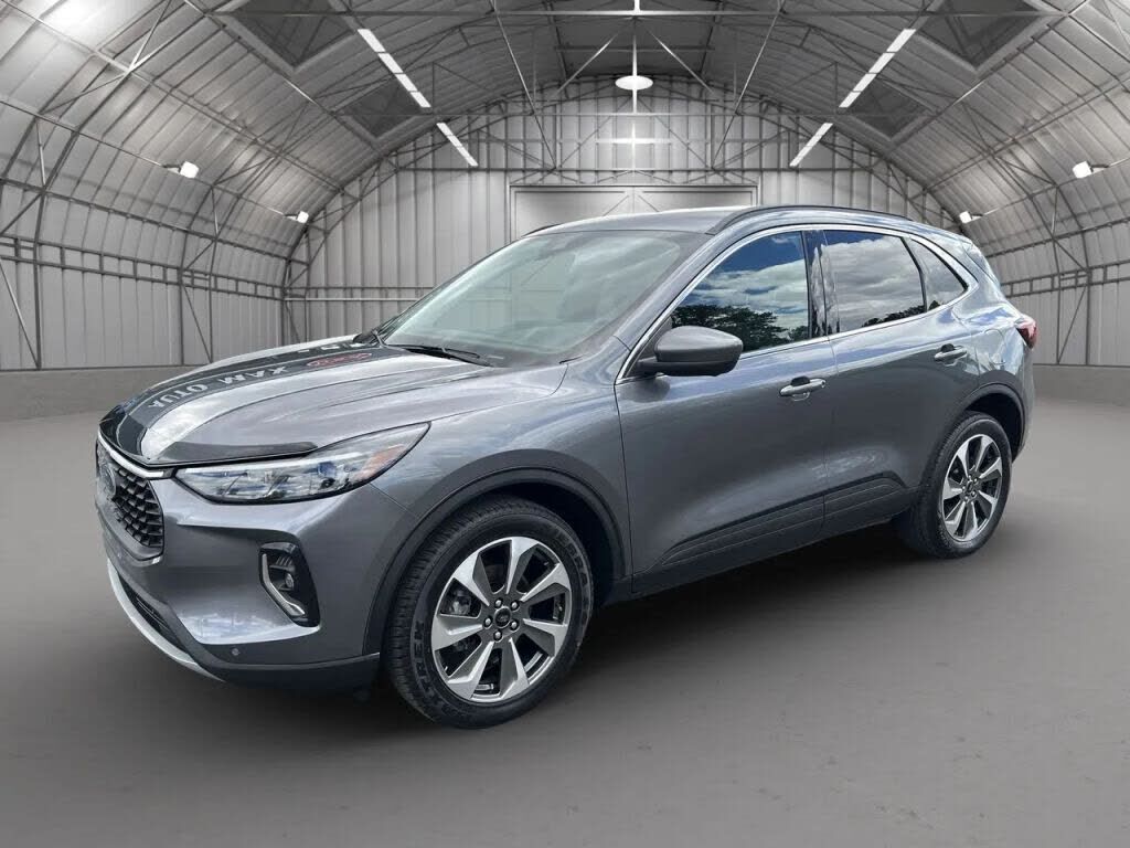 2023 FORD Escape