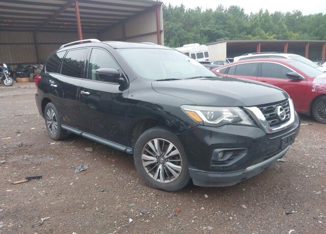 2020 NISSAN Pathfinder