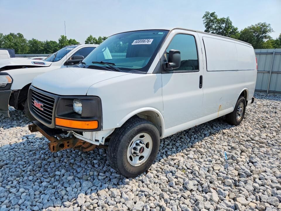 2015 GMC Savana