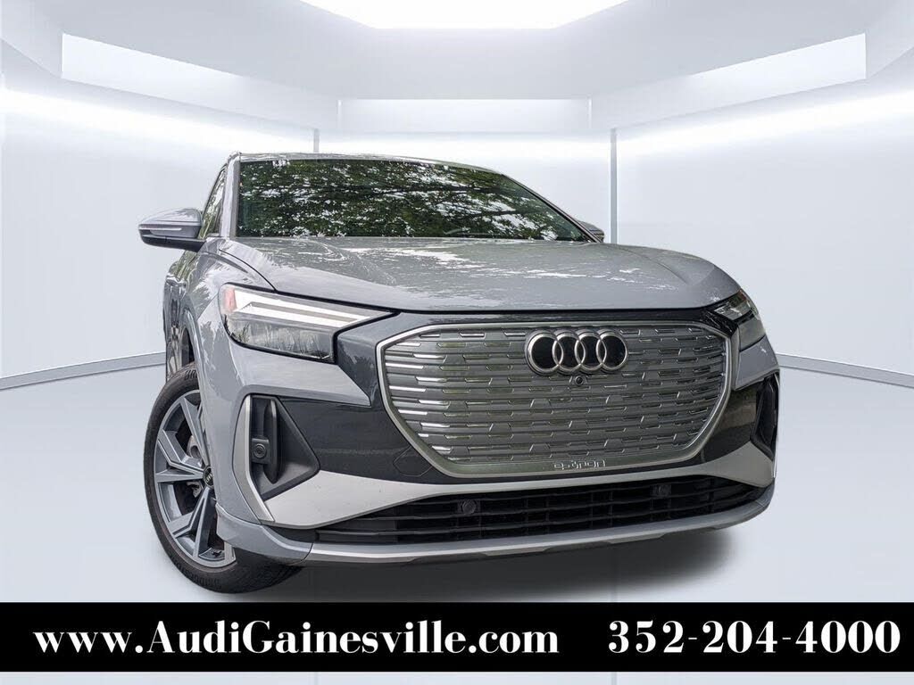 2023 AUDI Q4