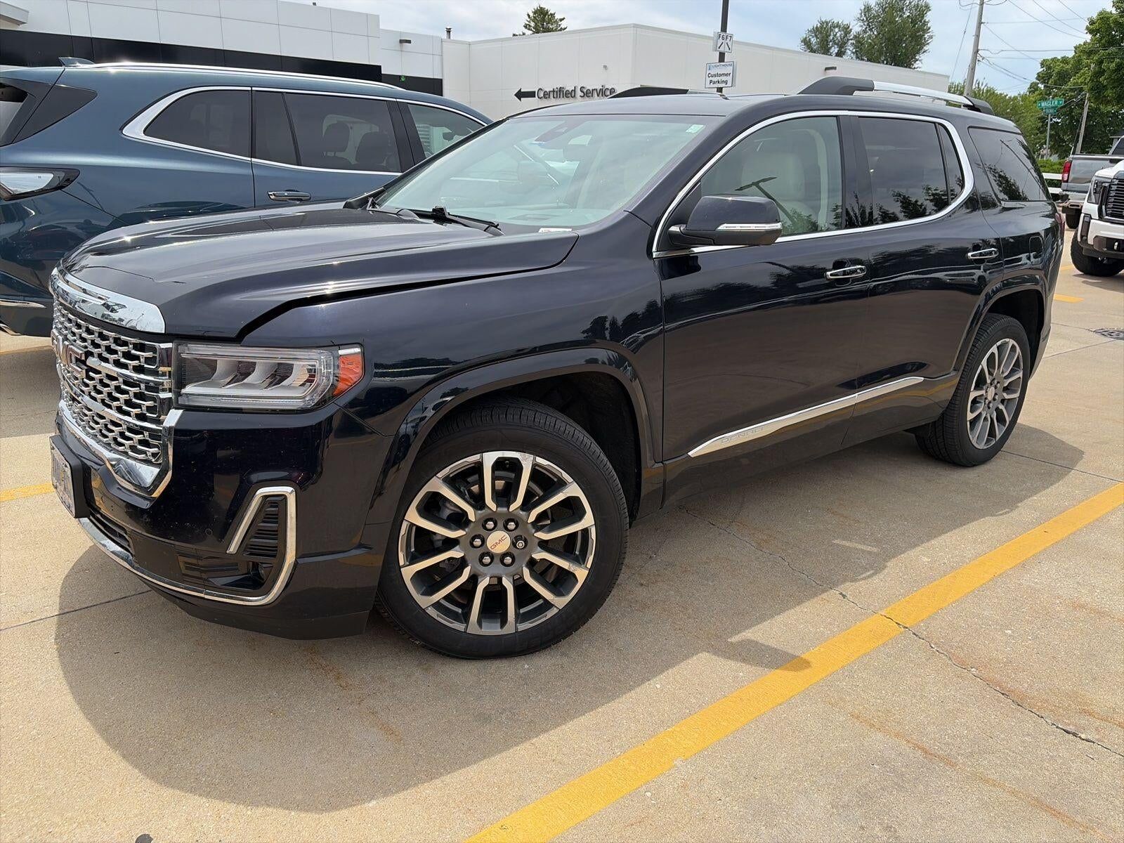 2022 GMC Acadia
