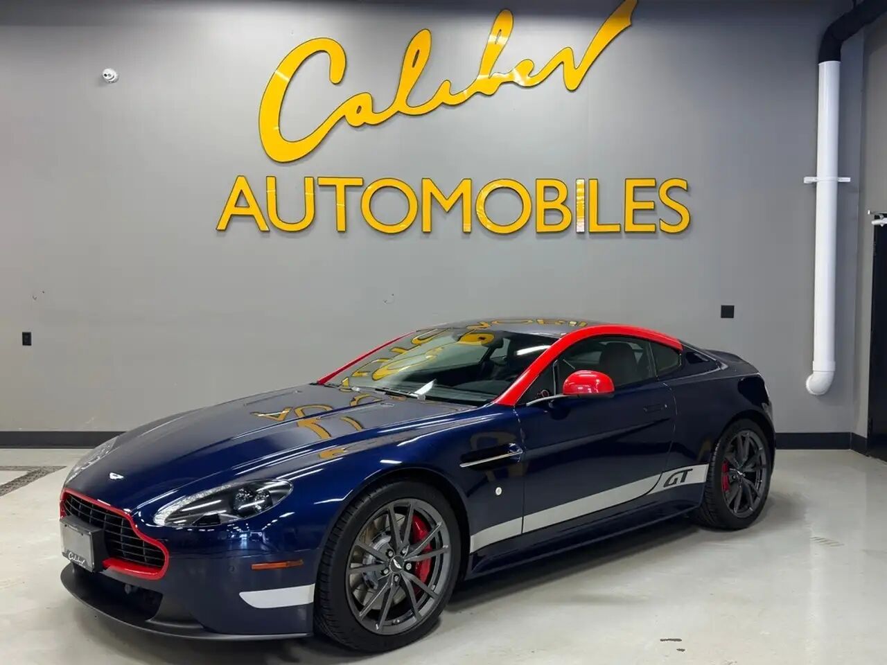 Aston Martin V8 Vantage