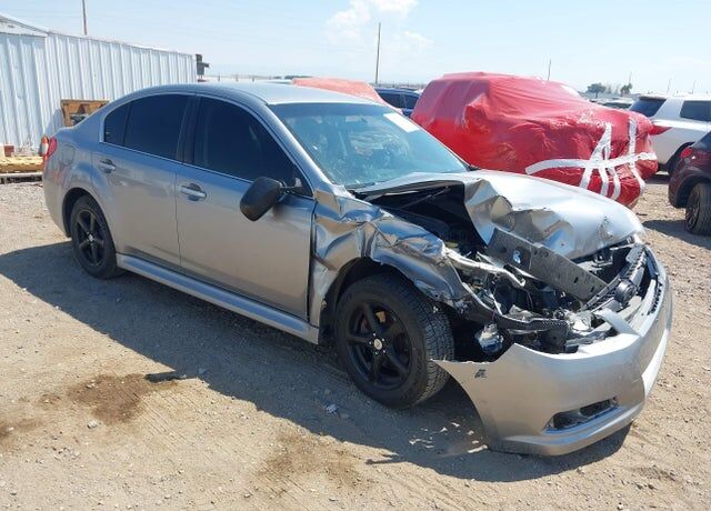 2011 SUBARU Legacy