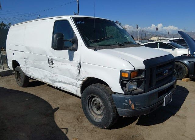2008 FORD E-350