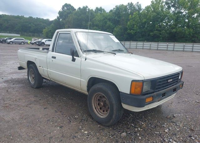 1985 TOYOTA Pick-Up