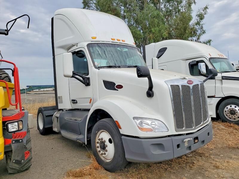 2018 PETERBILT 579