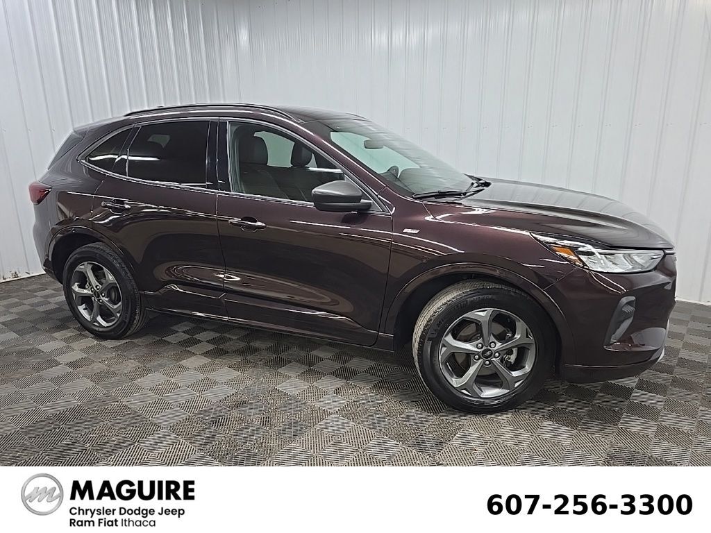 2023 FORD Escape