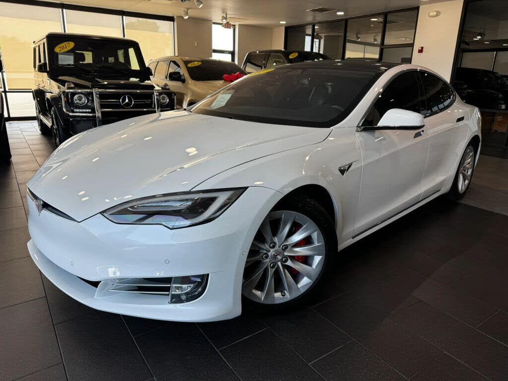 2017 TESLA Model S