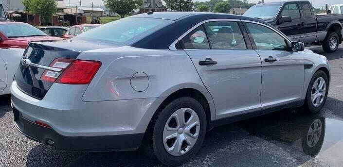 2016 FORD Taurus