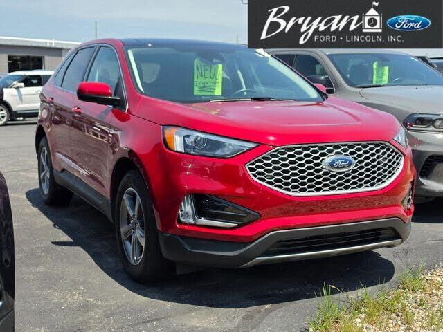 2023 FORD Edge