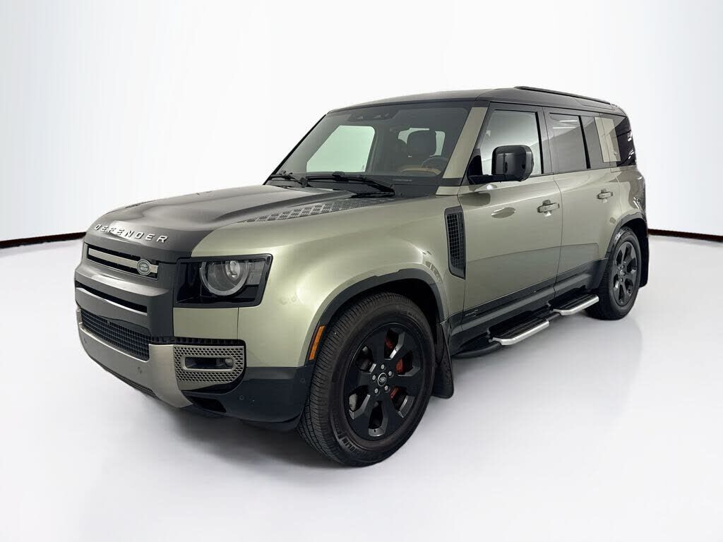 2024 LAND ROVER Defender