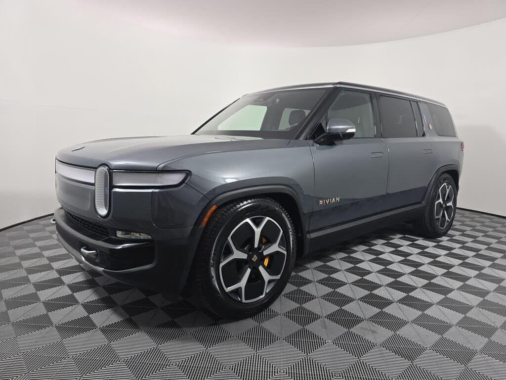 2024 RIVIAN R1S