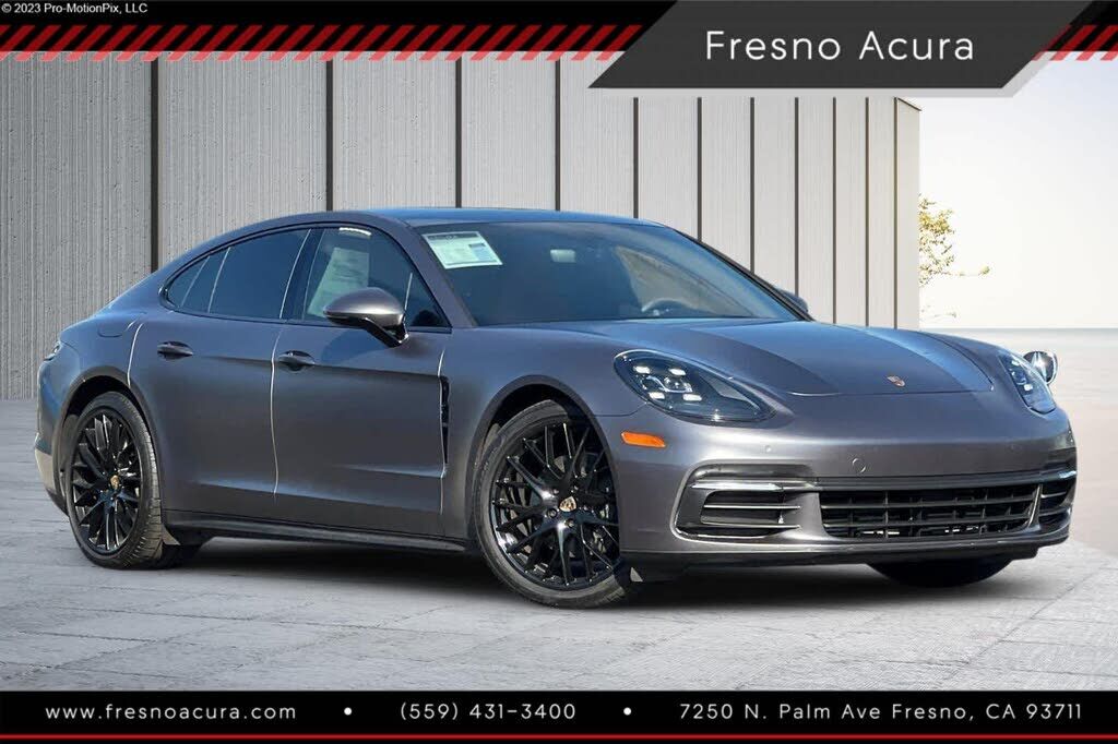 2019 PORSCHE Panamera