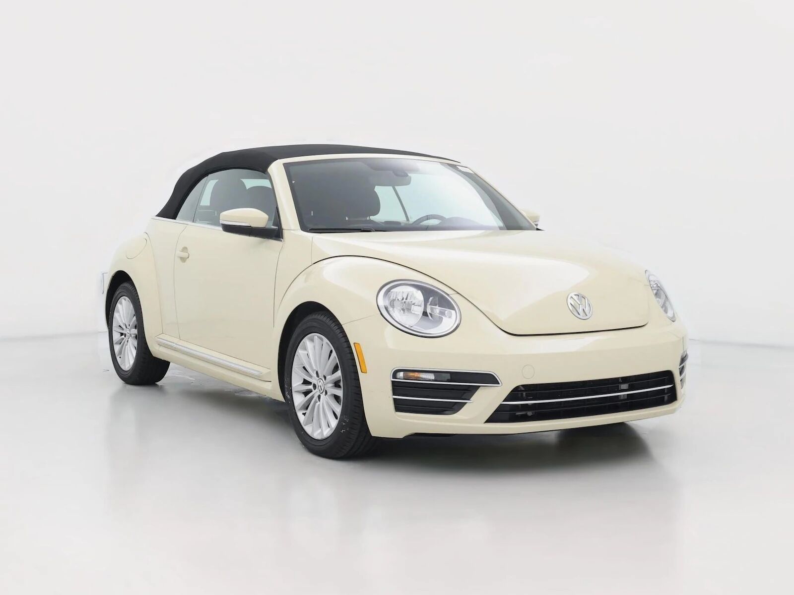 2019 VOLKSWAGEN Beetle