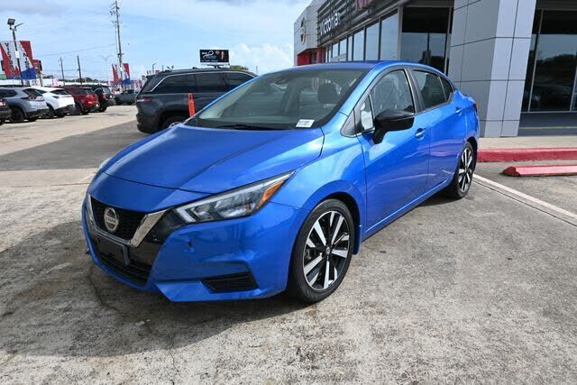 2022 NISSAN Versa