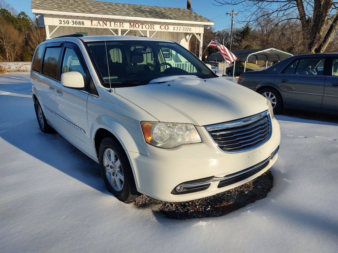 2012 CHRYSLER Town and Country