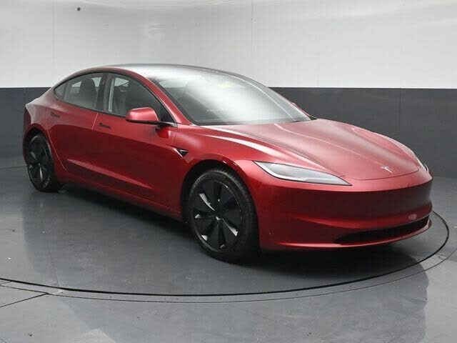 2025 TESLA Model 3