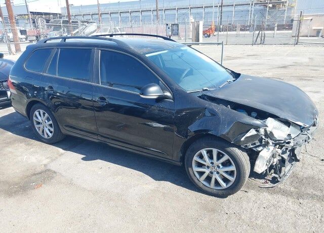 2011 VOLKSWAGEN Jetta Wagon