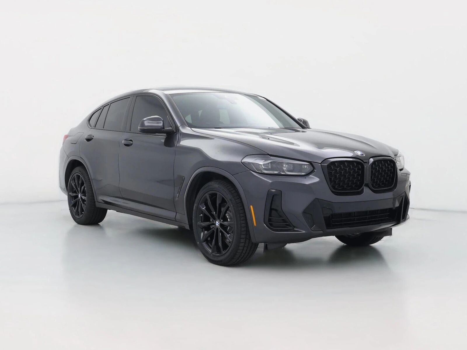 2023 BMW X4