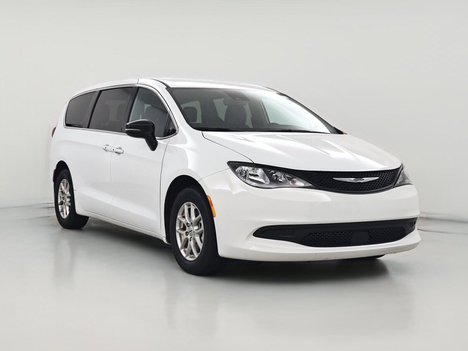 2025 CHRYSLER Voyager