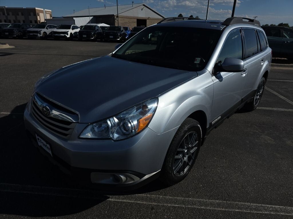 2012 SUBARU Outback