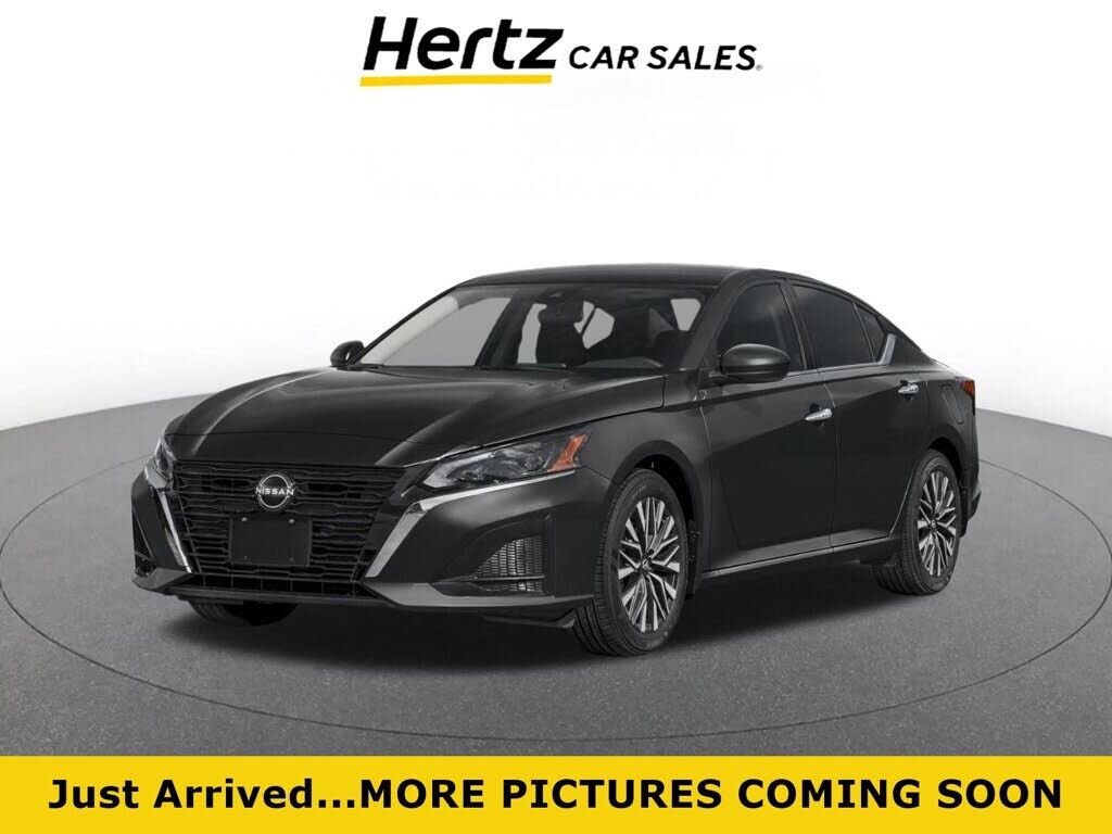 2025 NISSAN Altima