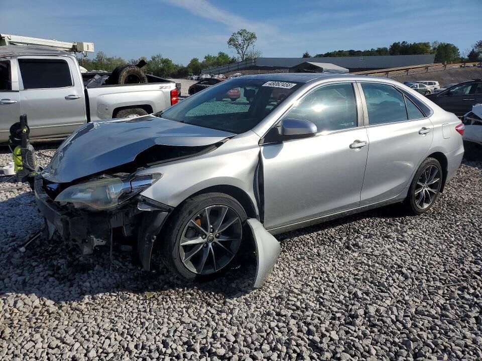 2016 TOYOTA Camry