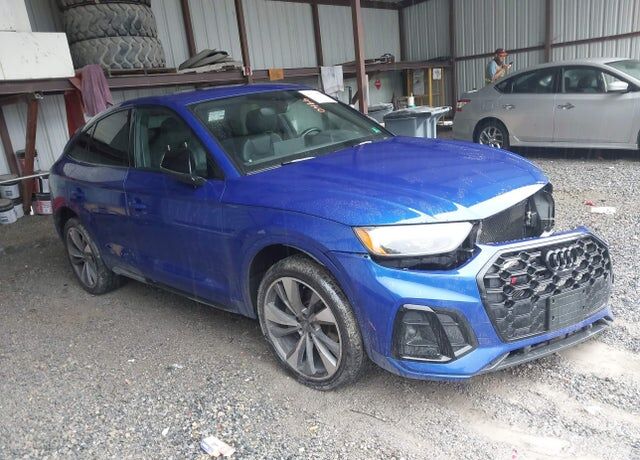 2022 AUDI SQ5