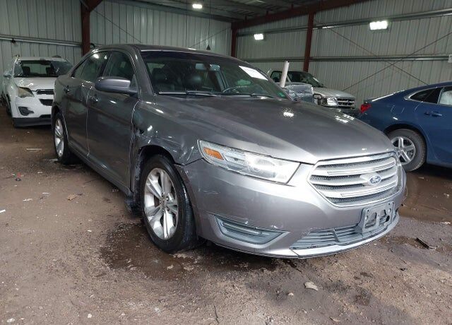 2013 FORD Taurus