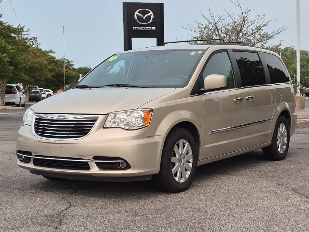 2016 CHRYSLER Town and Country