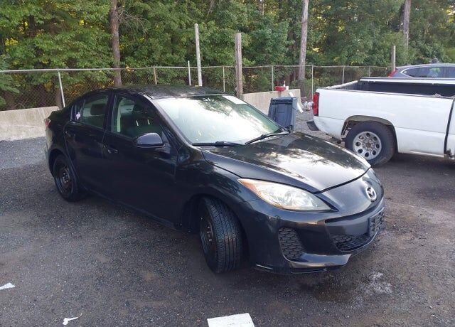 2013 MAZDA Mazda3