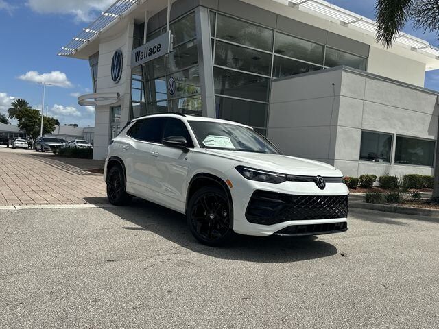 2026 VOLKSWAGEN Tiguan