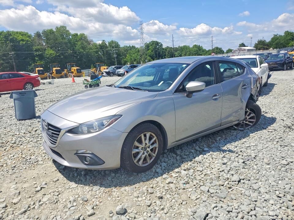 2016 MAZDA Mazda3