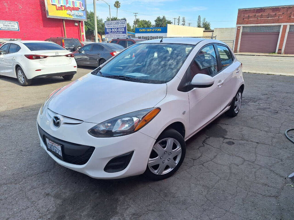 2011 MAZDA Mazda2