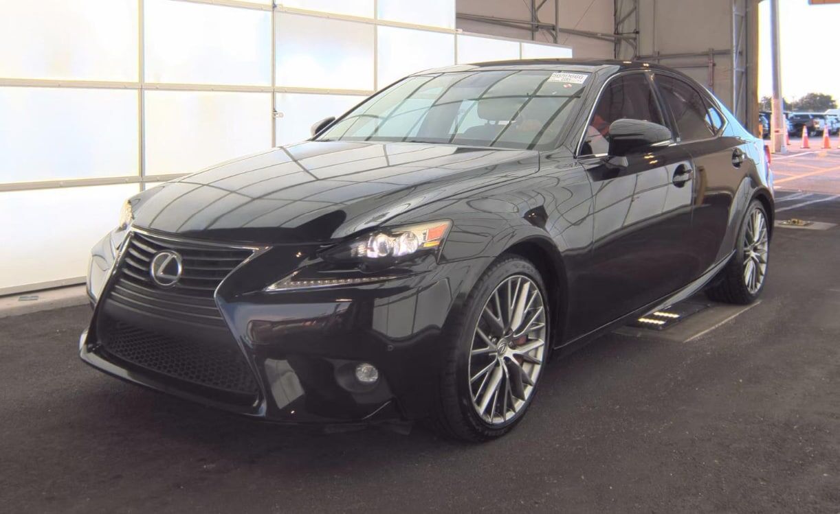 2016 LEXUS IS