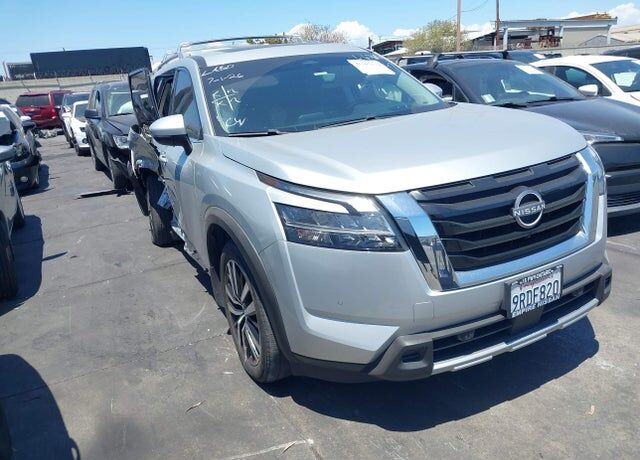 2024 NISSAN Pathfinder
